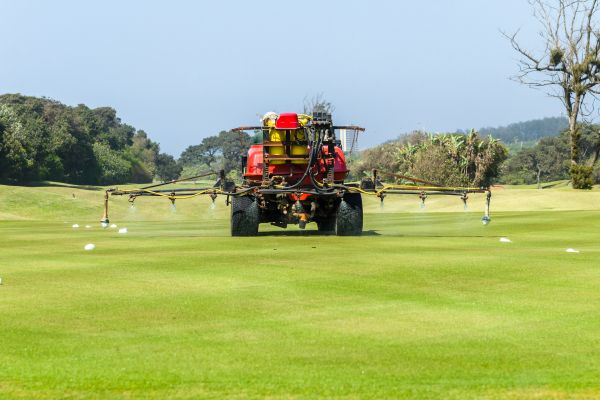 Golf Course Lawn Care in Sandy